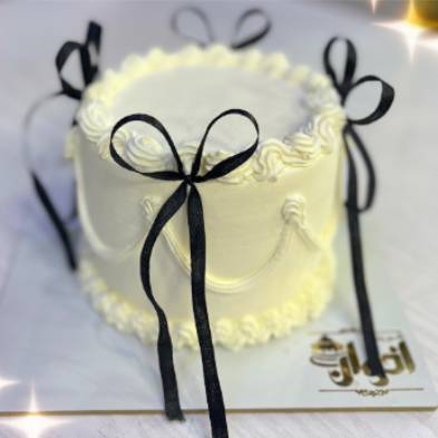 کیک تولد پاپیونی