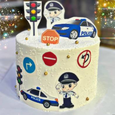 کیک تولد پلیسی