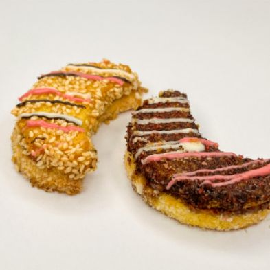 شیرینی تسمه ای