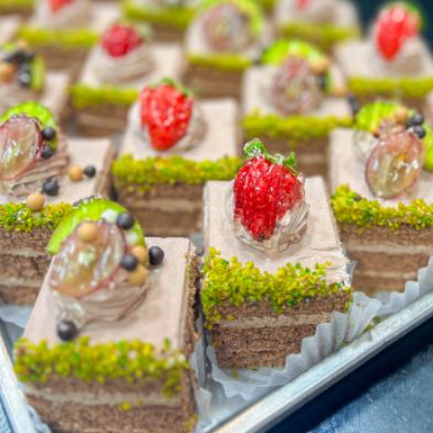 شیرینی تر میوه ای