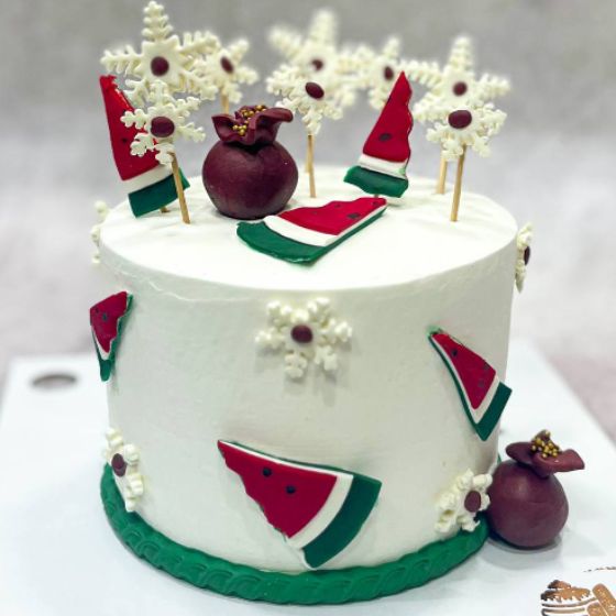 کیک ویترینی یلدایی