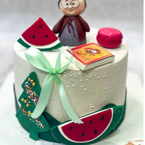 کیک ویترینی یلدایی