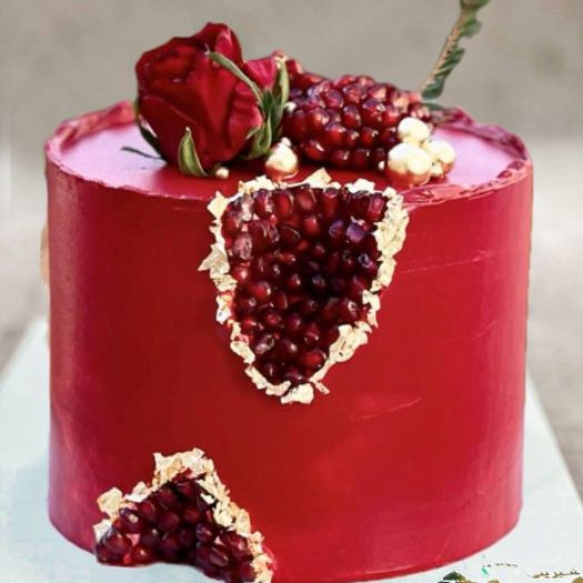 کیک ویترینی یلدایی